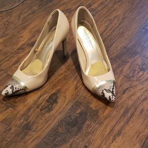 Snakeskin pumps